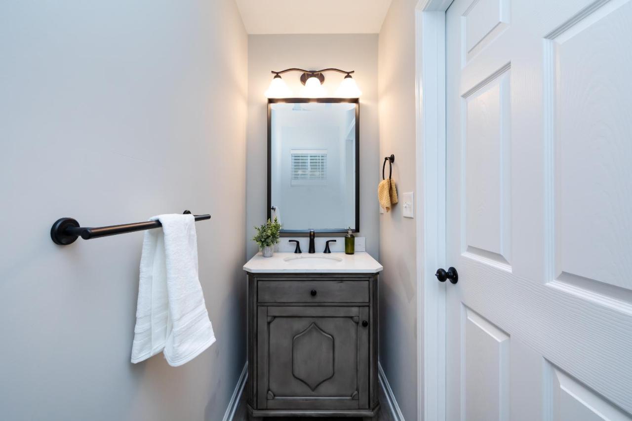 Brandnew Spacious 4 Bedroom House Minutes To Uptown Charlotte Luaran gambar