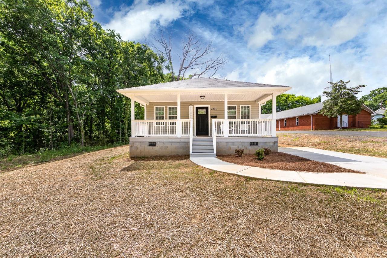Brandnew Spacious 4 Bedroom House Minutes To Uptown Charlotte Luaran gambar