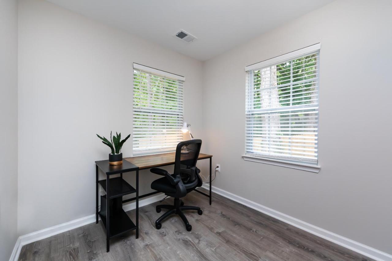 Brandnew Spacious 4 Bedroom House Minutes To Uptown Charlotte Luaran gambar